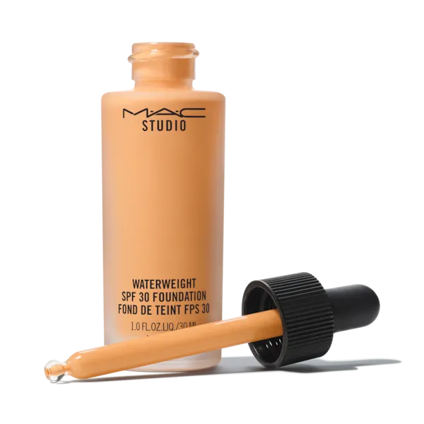 MAC Cosmetics Studio Waterweight SPF 30 Foundation MAC Cosmetics Studio Waterweight SPF 30 Foundation