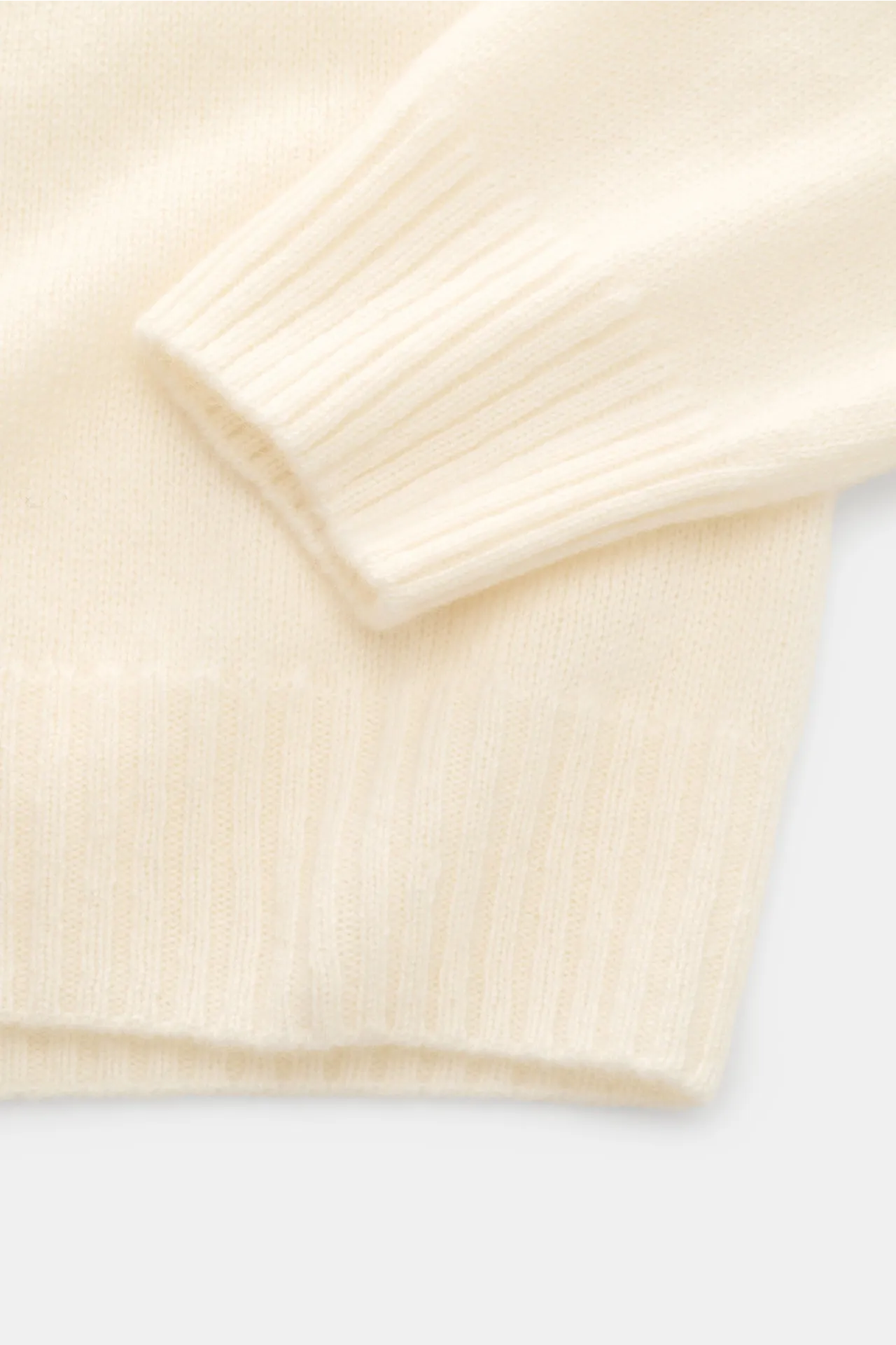 04651/ A trip in a bag - Herren - Cashmere Rundhalspullover 'Extreme Cashmere Crew' creme – Bild 4