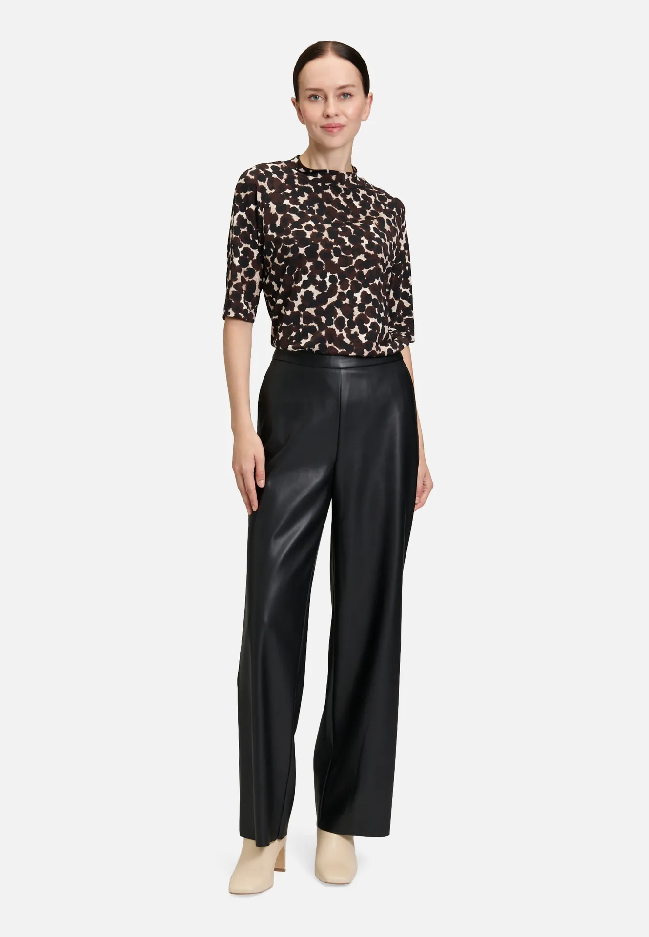 Printshirt mit Stehkragen – Bild 2