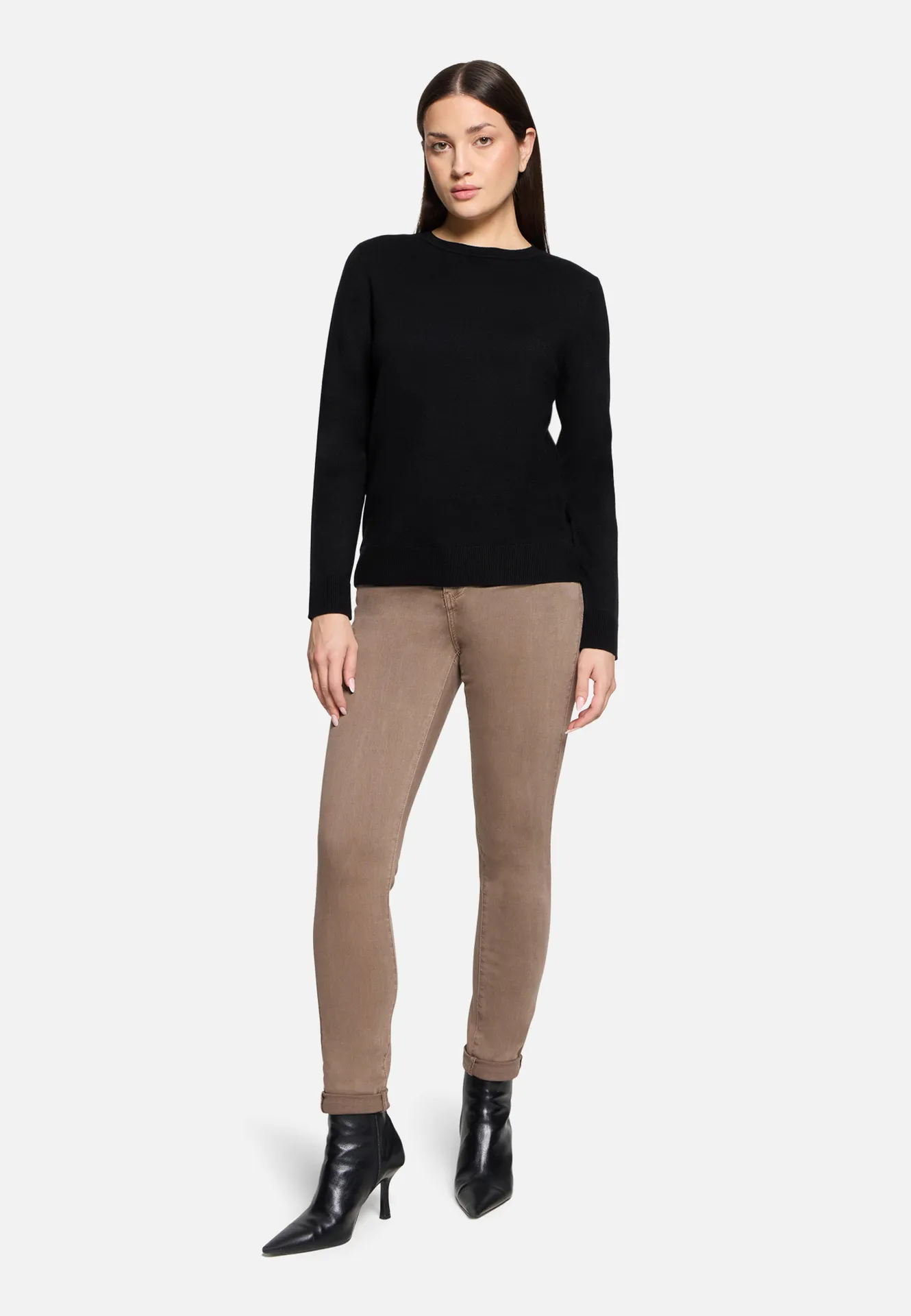 Strickpullover mit U-Boot-Ausschnitt – Bild 2