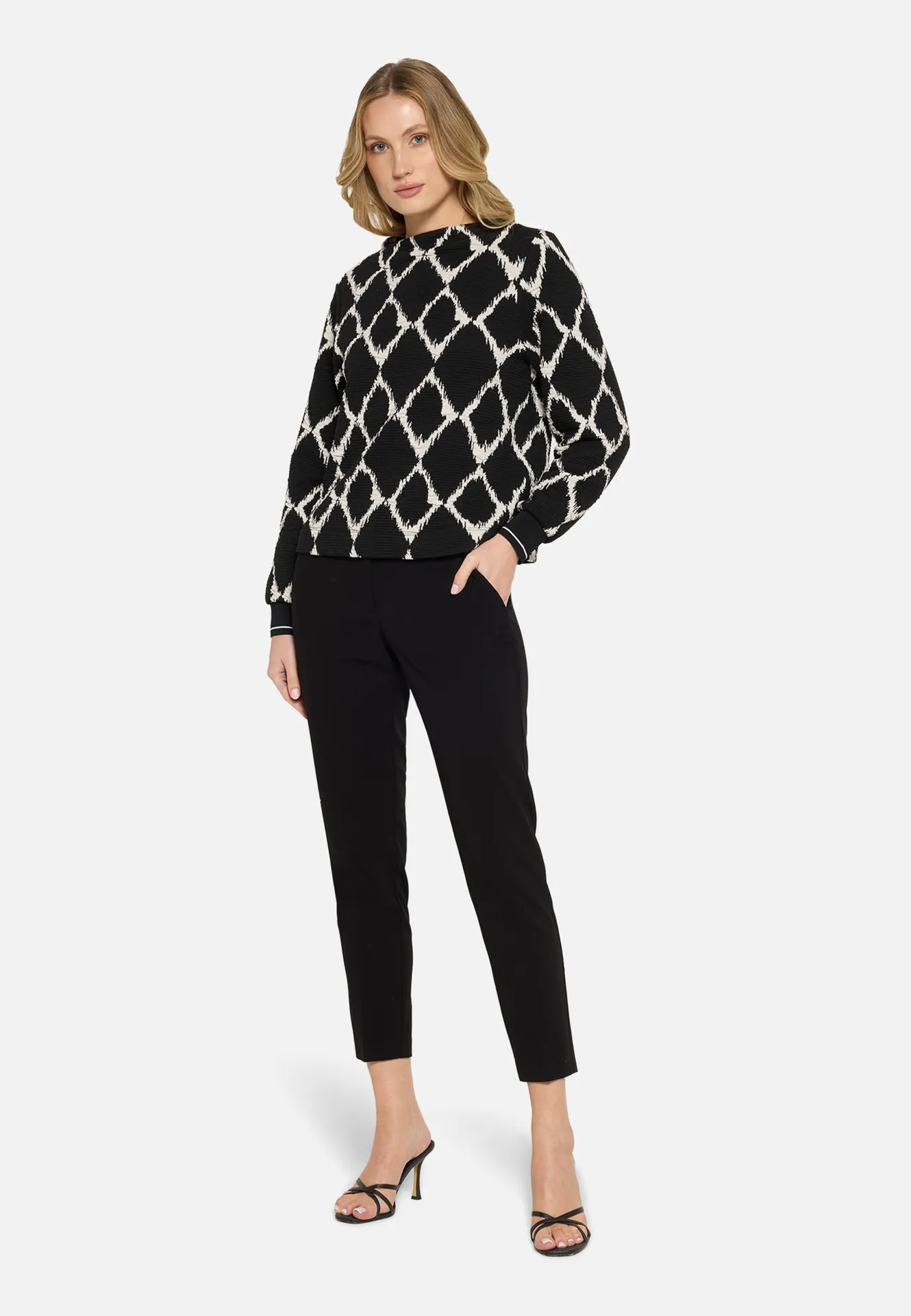 Sweatshirt mit Rippbündchen – Bild 2