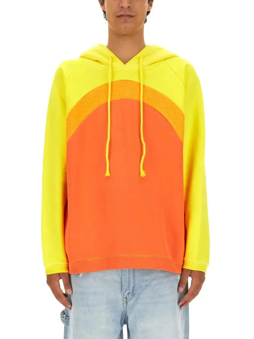 Erl - "Rainbow" Sweatshirt - Größe L - rot Erl - "Rainbow" Sweatshirt - Größe L - rot