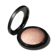MAC Cosmetics Mineralize Skinfinish MAC Cosmetics Mineralize Skinfinish