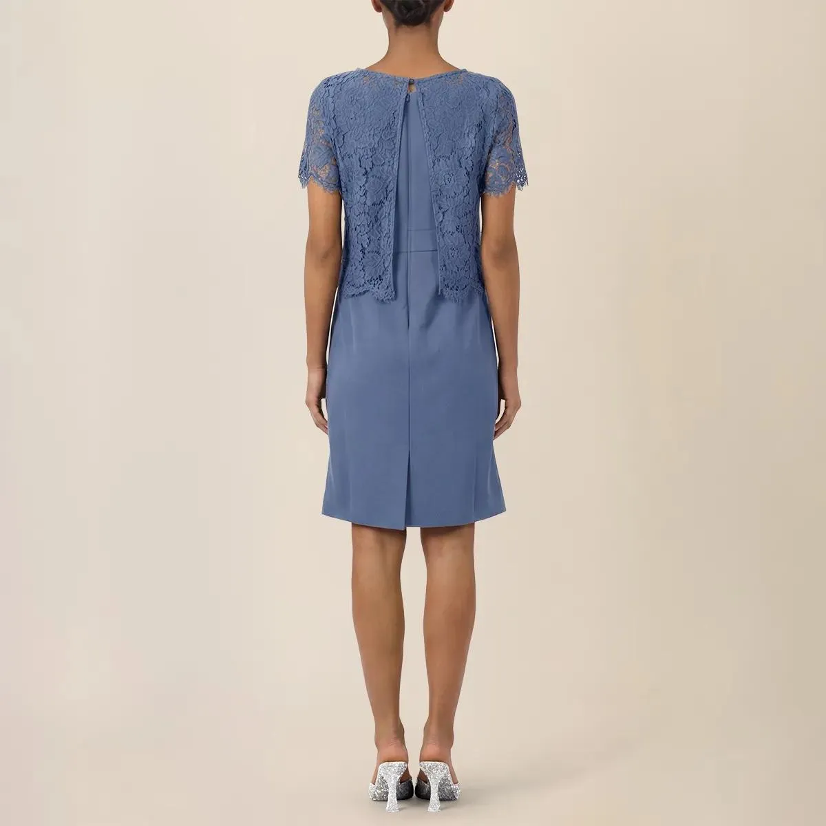 Apart - Etuikleid mit Spitzenjäckchen - Größe 38 - blau – Bild 2