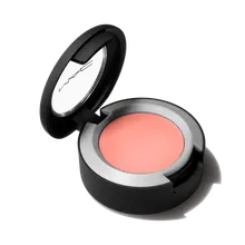 MAC Cosmetics Powder Kiss Eyeshadow MAC Cosmetics Powder Kiss Eyeshadow