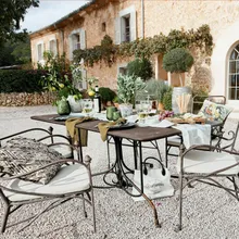 Tisch Maidis Tisch Maidis