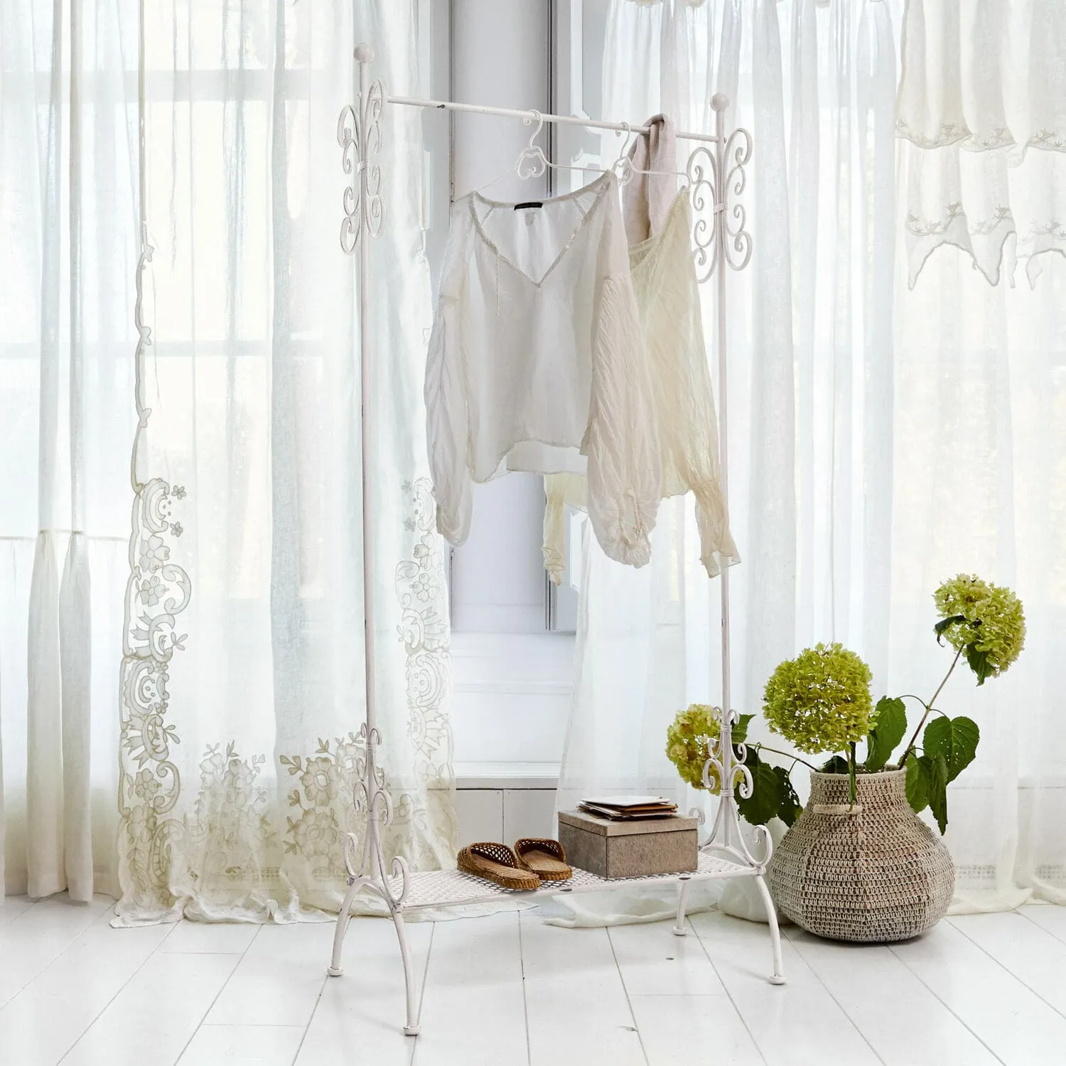 Garderobe Épinay – Bild 4