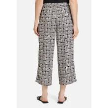 Schlupfhose mit Eingrifftaschen Schlupfhose mit Eingrifftaschen