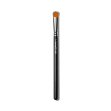 MAC Cosmetics 242 Synthetic Shader Brush MAC Cosmetics 242 Synthetic Shader Brush
