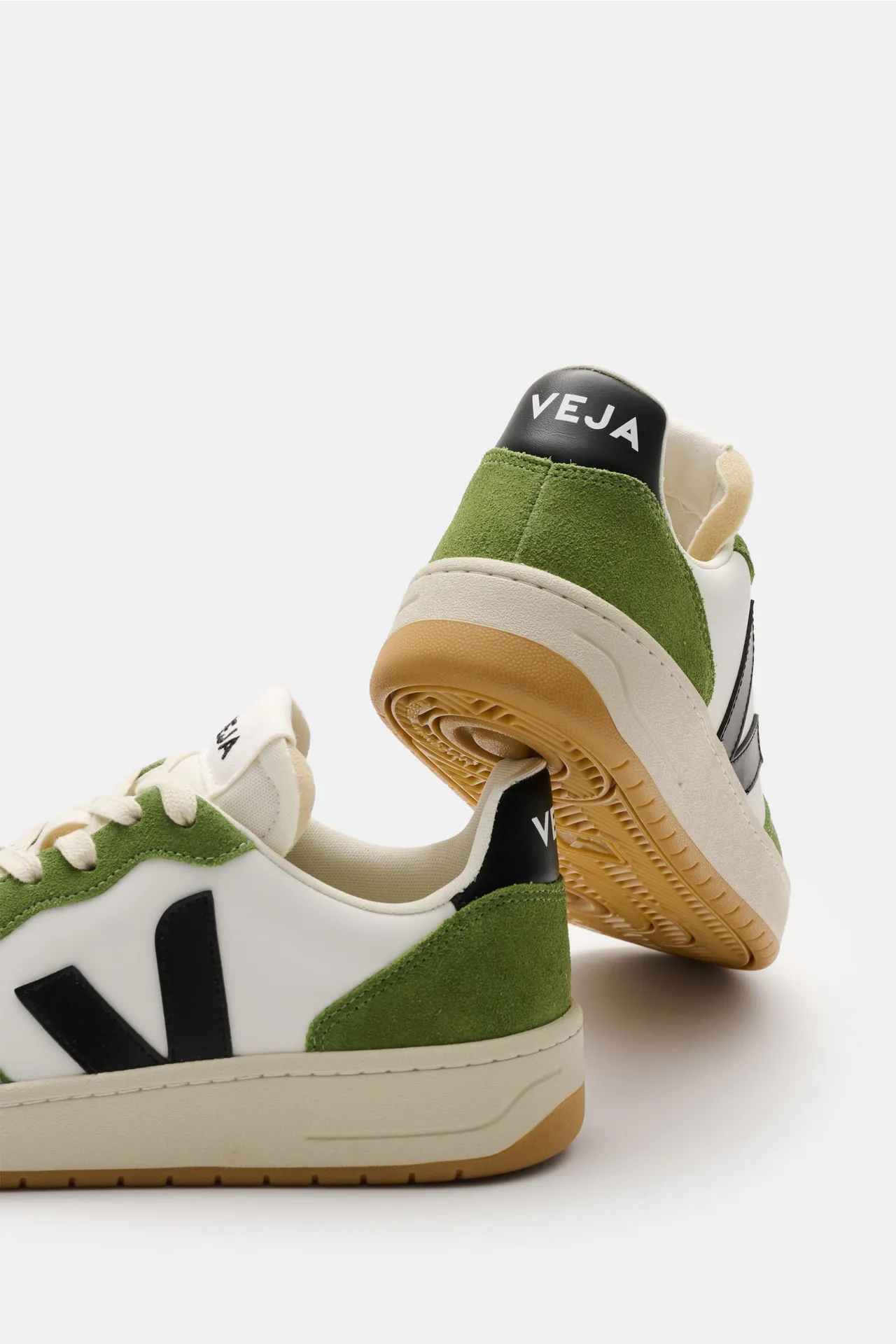 Veja - Herren - Sneaker 'V-10' grün/weiß/schwarz – Bild 4