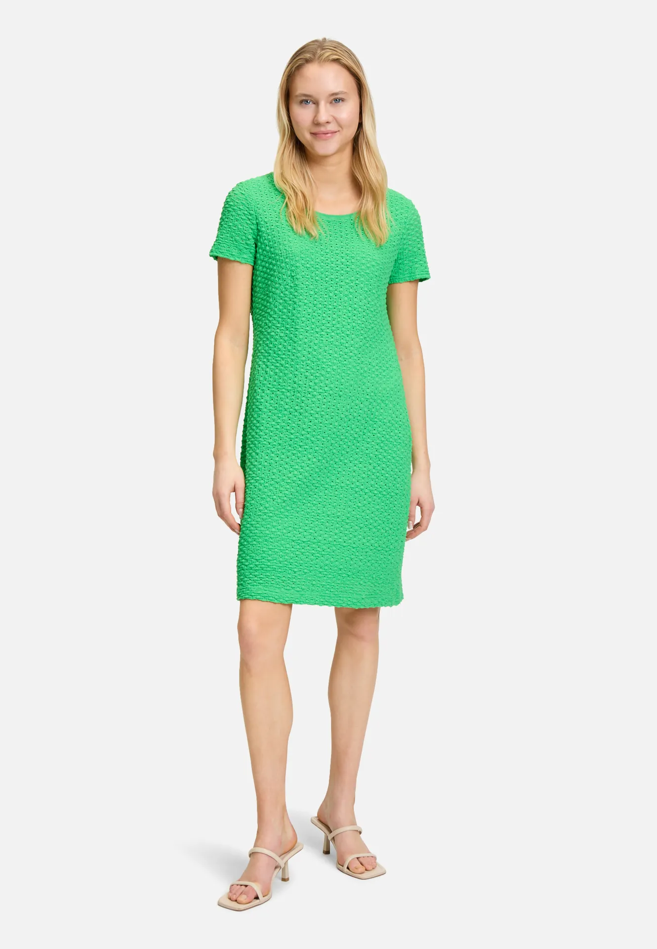Etuikleid mit Rundhalsausschnitt – Bild 2