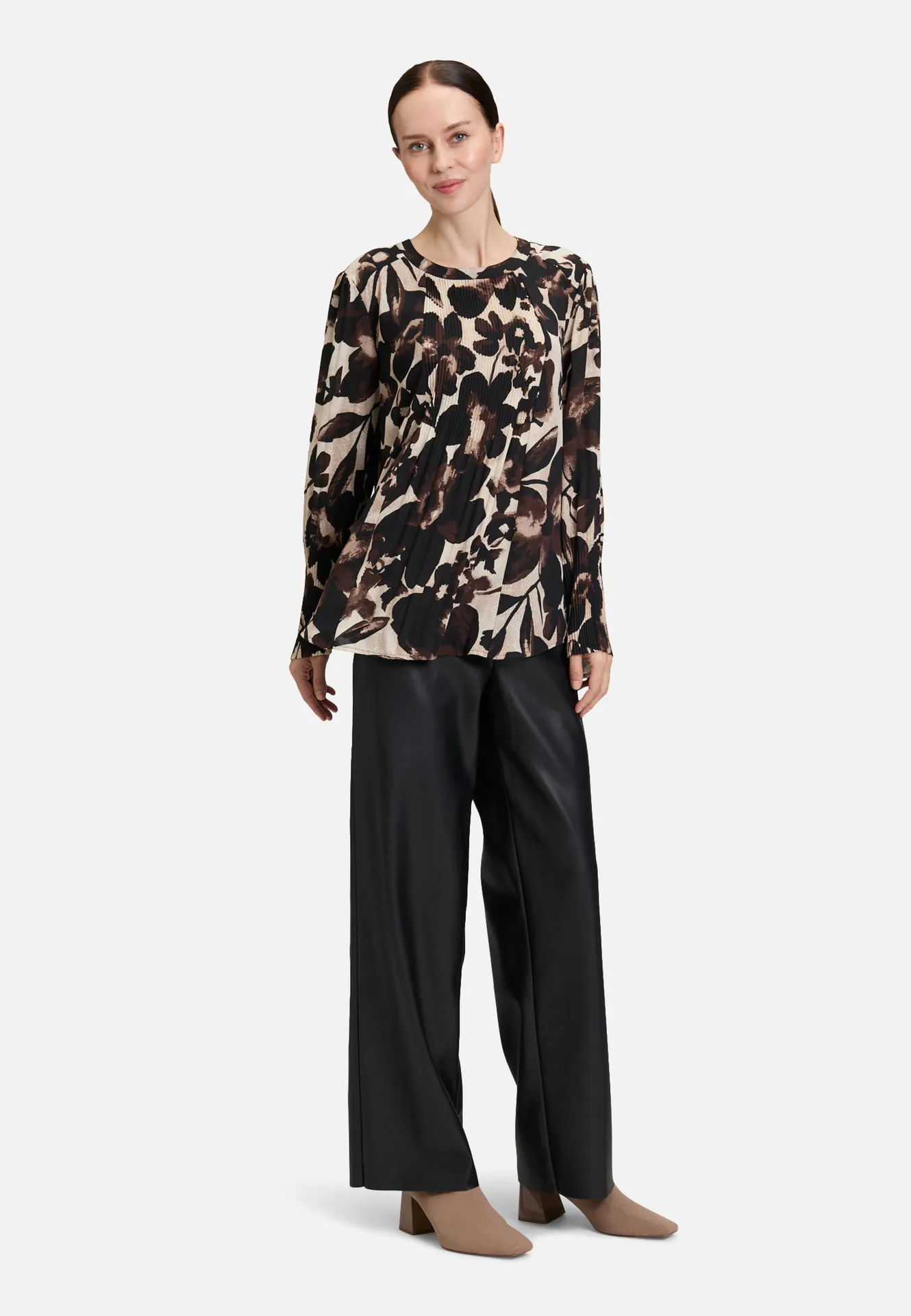 Schlupfbluse mit Plissee – Bild 2