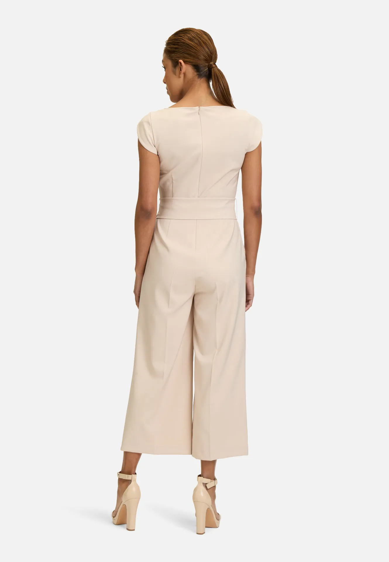 Jumpsuit mit Eingrifftaschen Jumpsuit mit Eingrifftaschen