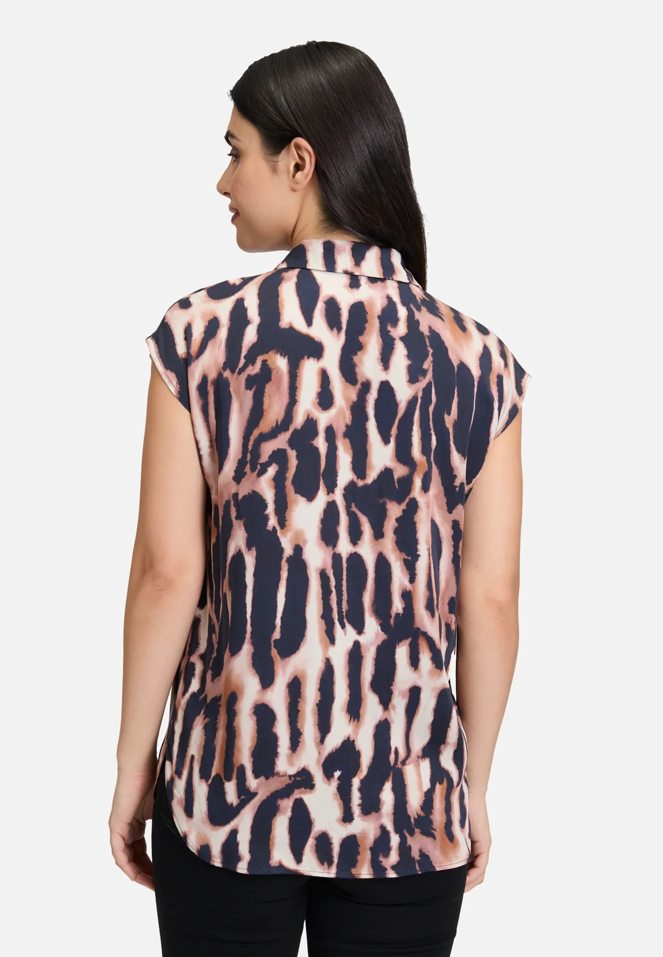 Satin-Bluse mit Kragen Satin-Bluse mit Kragen