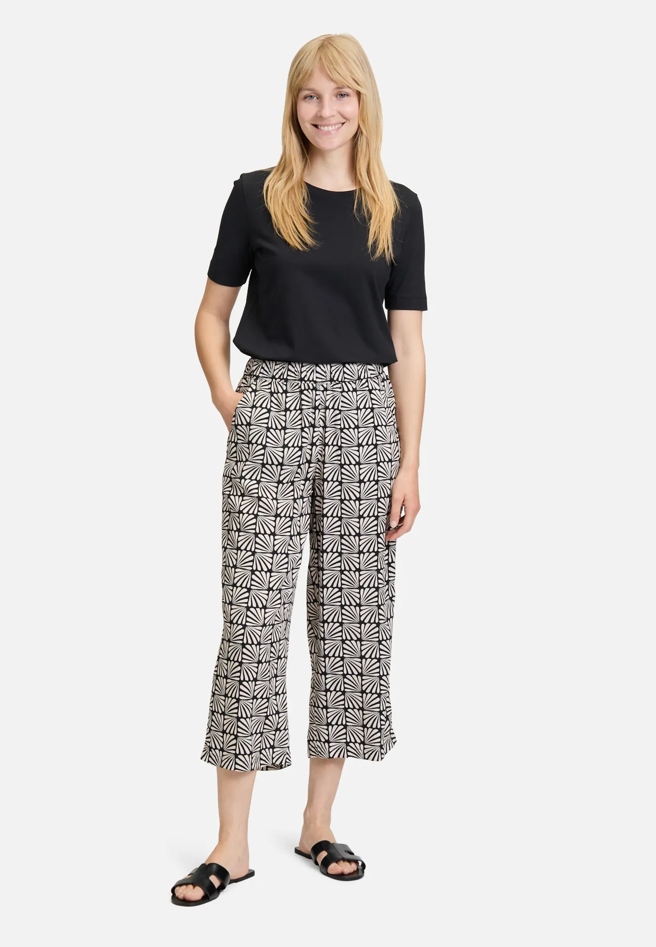 Schlupfhose mit Eingrifftaschen – Bild 2