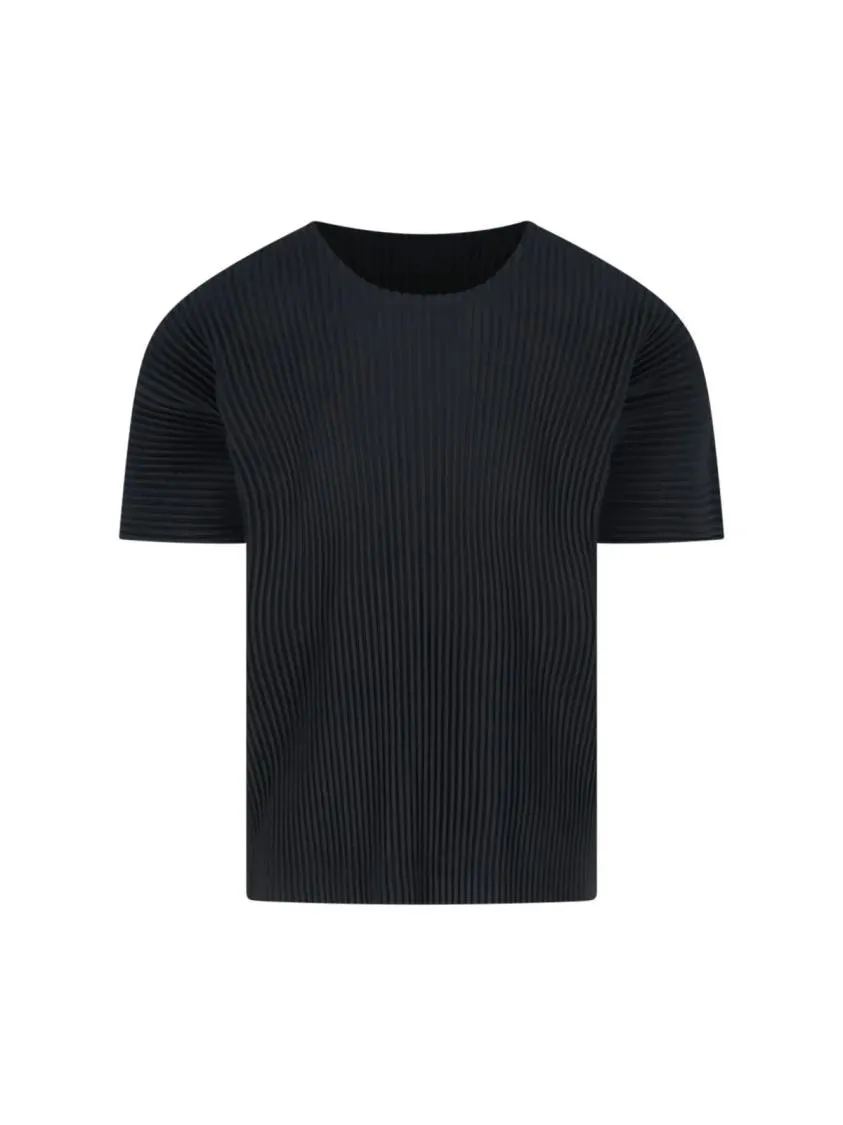 Issey Miyake - Pleated T-Shirt – Black - Größe III - schwarz Issey Miyake - Pleated T-Shirt – Black - Größe III - schwarz