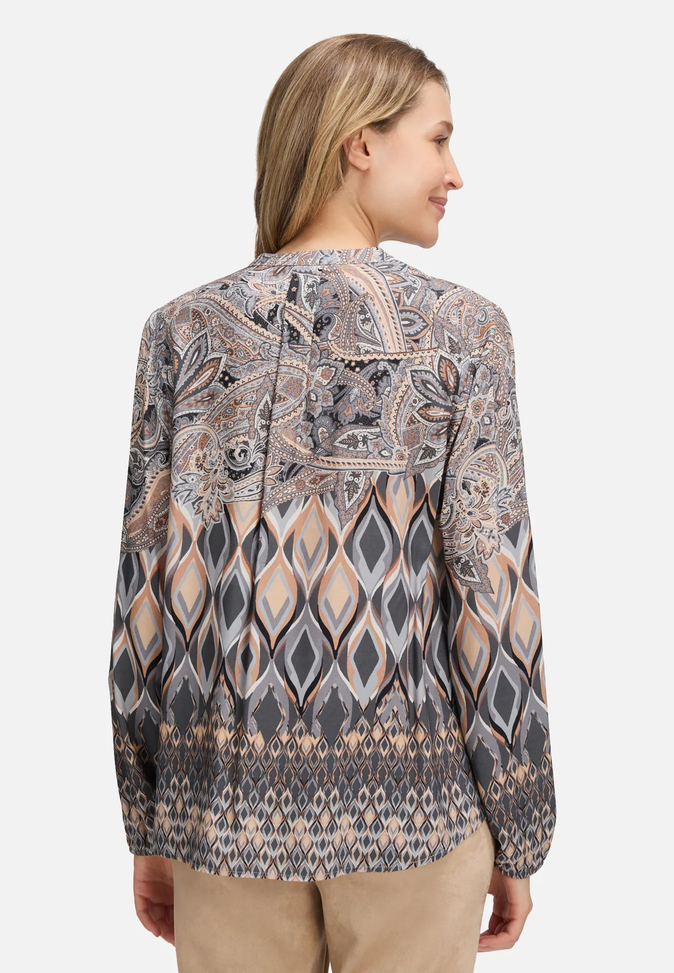 Longbluse mit Stehkragen Longbluse mit Stehkragen