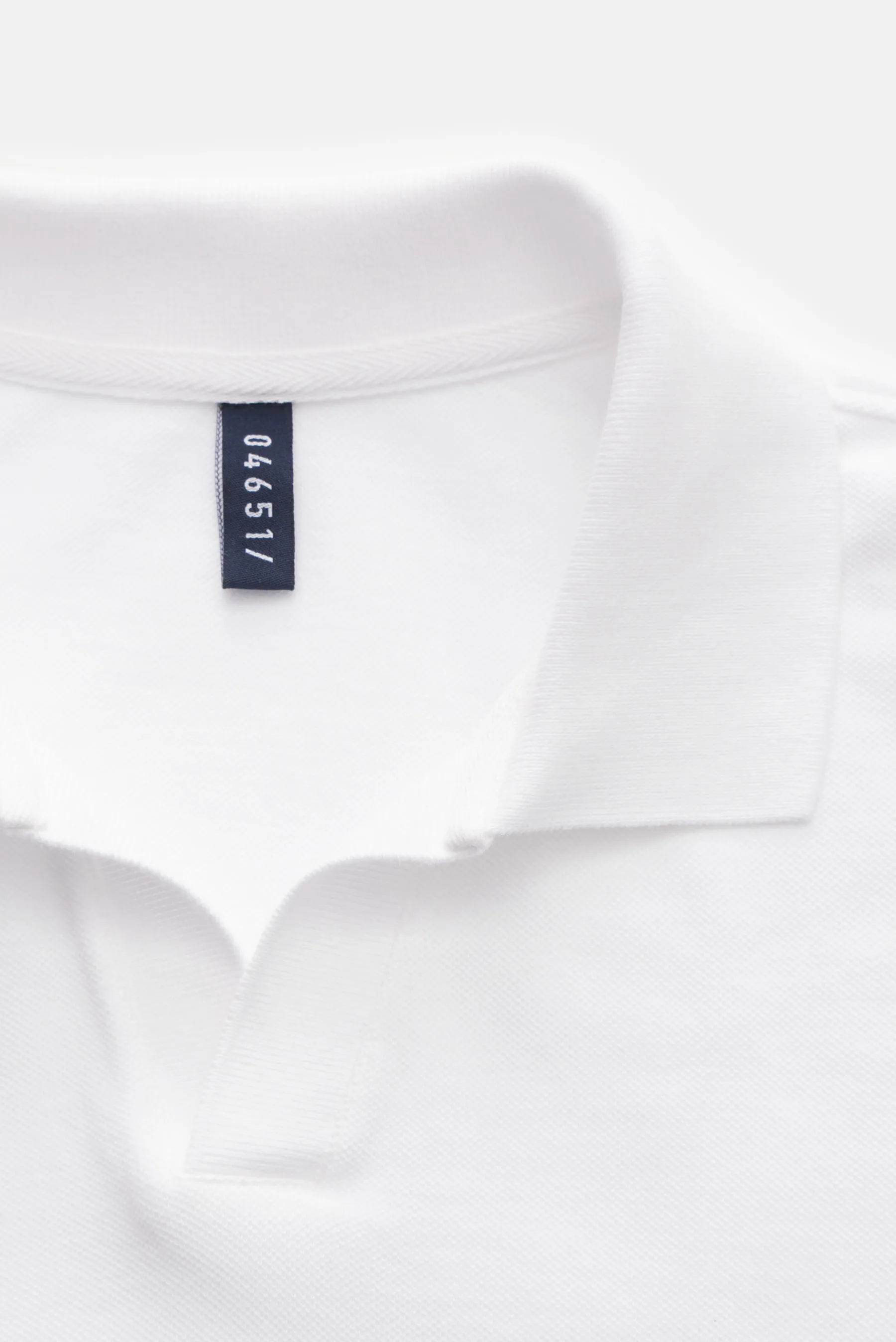 04651/ A trip in a bag - Herren - Poloshirt 'Johnny' weiß – Bild 2