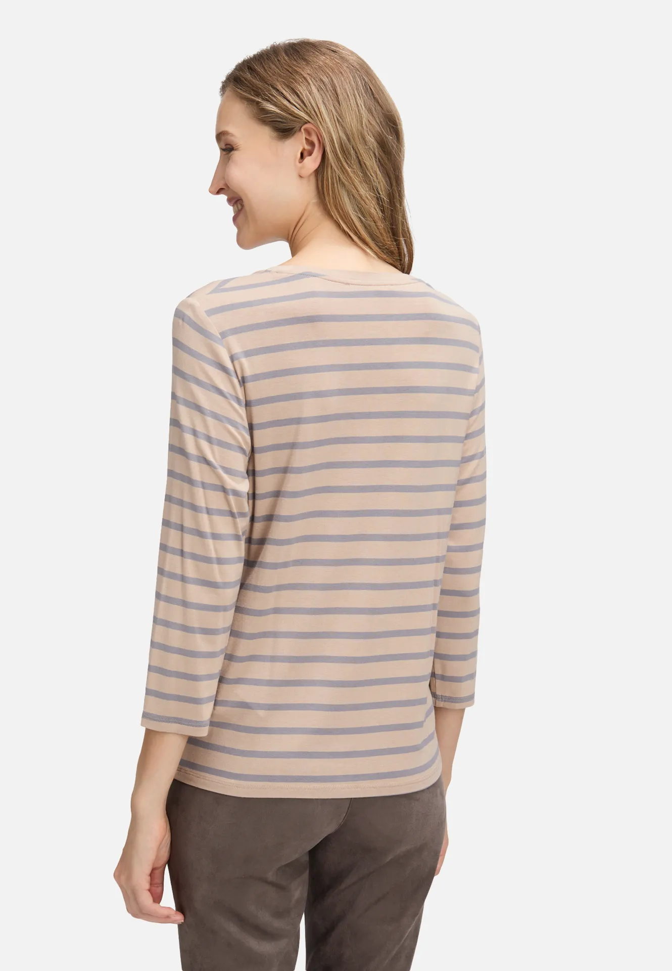 Ringelshirt mit Schmucksteinen Ringelshirt mit Schmucksteinen