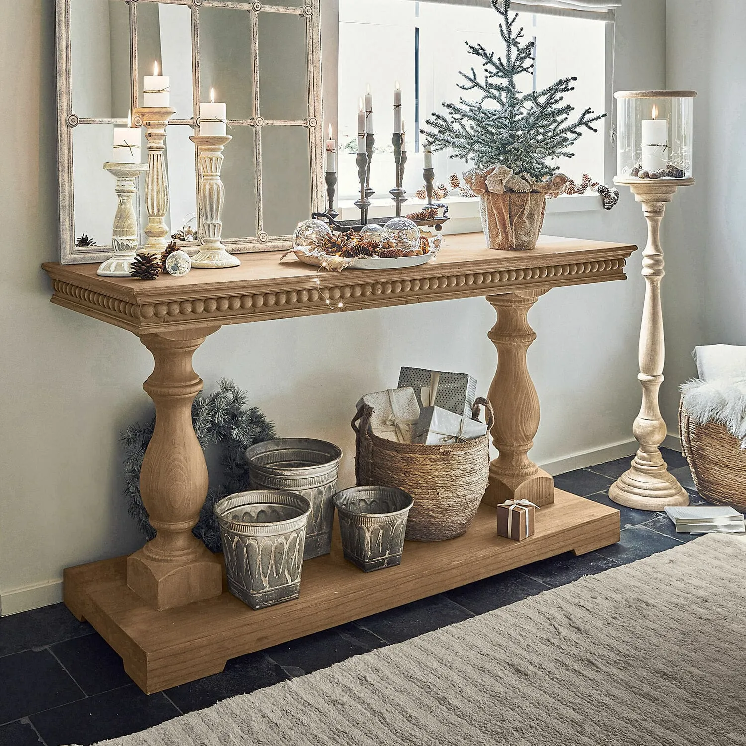 Konsole Angol – Bild 2