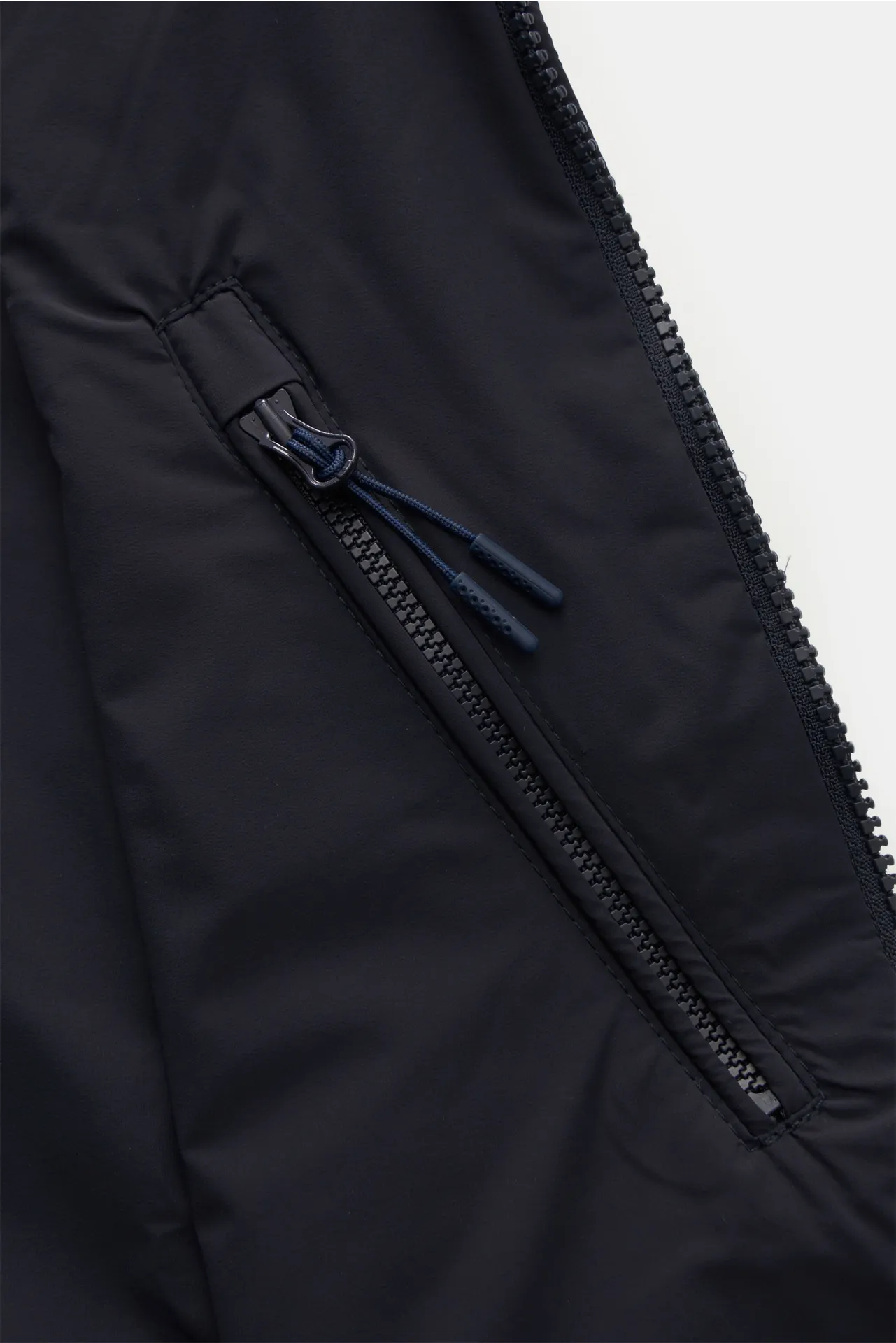 The Product is the Hero - Herren - Outdoorweste 'Travel Vest' navy – Bild 7