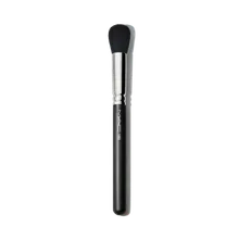 MAC Cosmetics 109 Synthetic Small Contour Brush MAC Cosmetics 109 Synthetic Small Contour Brush