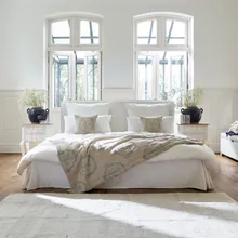 Bett Aubrianne Bett Aubrianne