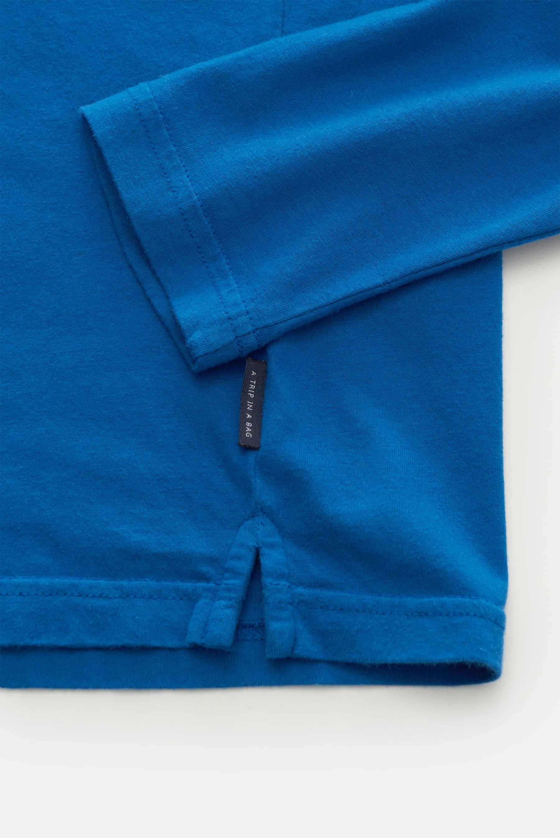 04651/ A trip in a bag - Herren - Henley-Shirt 'Organic Hemley' blau – Bild 4