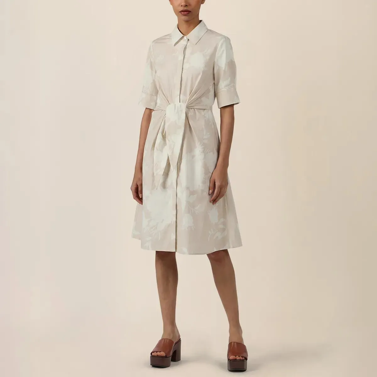 Apart - Kurzes bedrucktes Kleid - Größe 42 - beige – Bild 4