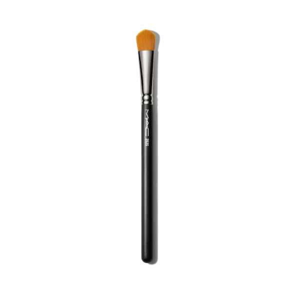 Mac Cosmetics - 252 Synthetic Large Shader Brush Mac Cosmetics - 252 Synthetic Large Shader Brush