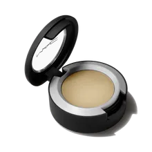 Mac Cosmetics - Powder Kiss Eyeshadow - Per-Suede Me Mac Cosmetics - Powder Kiss Eyeshadow - Per-Suede Me