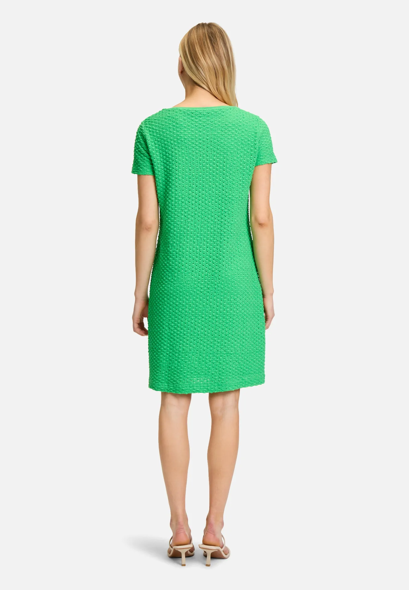 Etuikleid mit Rundhalsausschnitt Etuikleid mit Rundhalsausschnitt