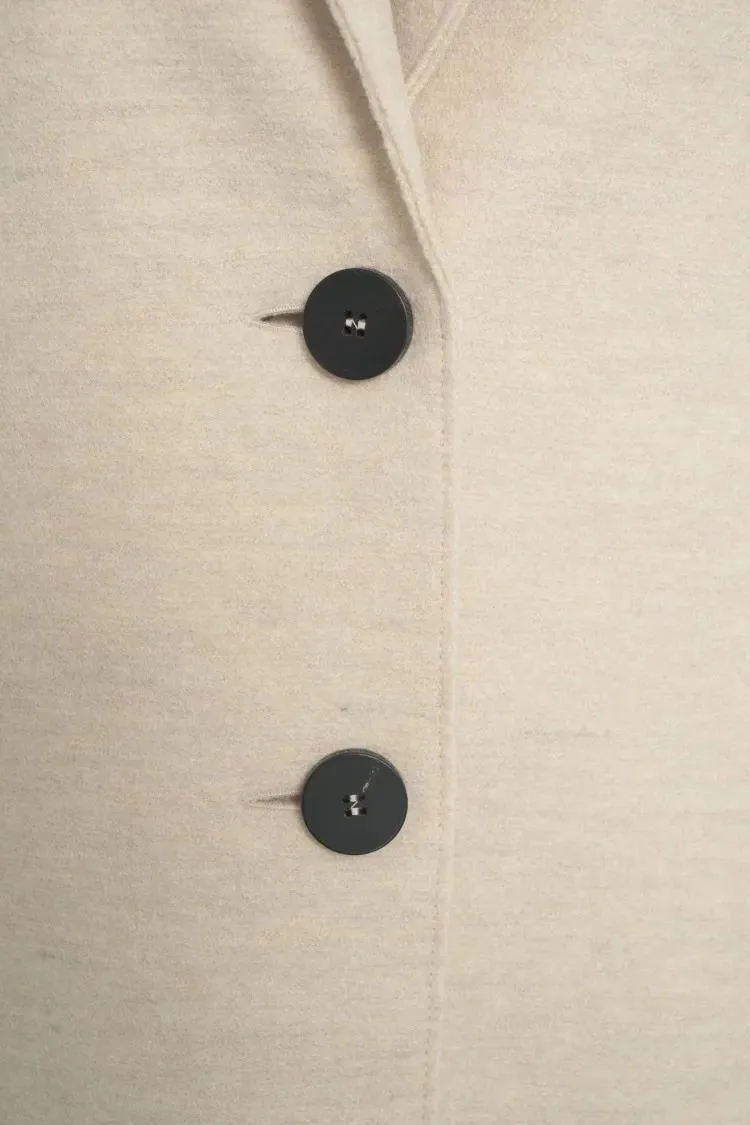 Harris Wharf - Long Virgin Wool Coat With Classic Notched Collar - Größe 44 - beige – Bild 2