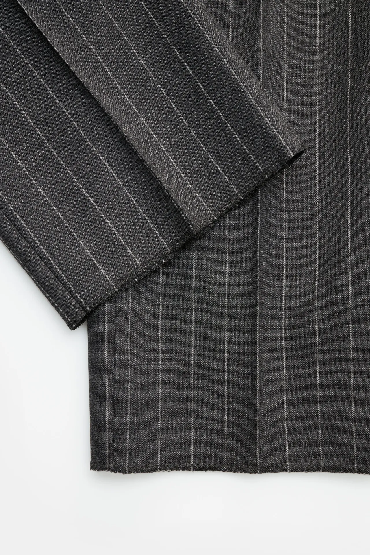 Stile Latino - Herren - Anzug 'Vincenzo' dunkelgrau/hellgrau gestreift – Bild 8