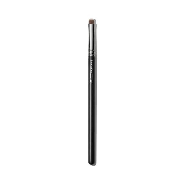 MAC Cosmetics 231 Synthetic Small Shader Brush MAC Cosmetics 231 Synthetic Small Shader Brush