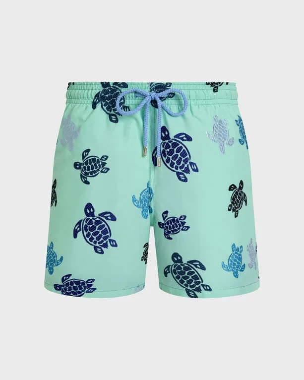 Vilebrequin - Herren-badeshorts Ronde Des Tortues Bestickt – Limitierte Auflage - Bademode - Mistral - Grün - Größe XXXL Vilebrequin - Herren-badeshorts Ronde Des Tortues Bestickt – Limitierte Auflage - Bademode - Mistral - Grün - Größe XXXL