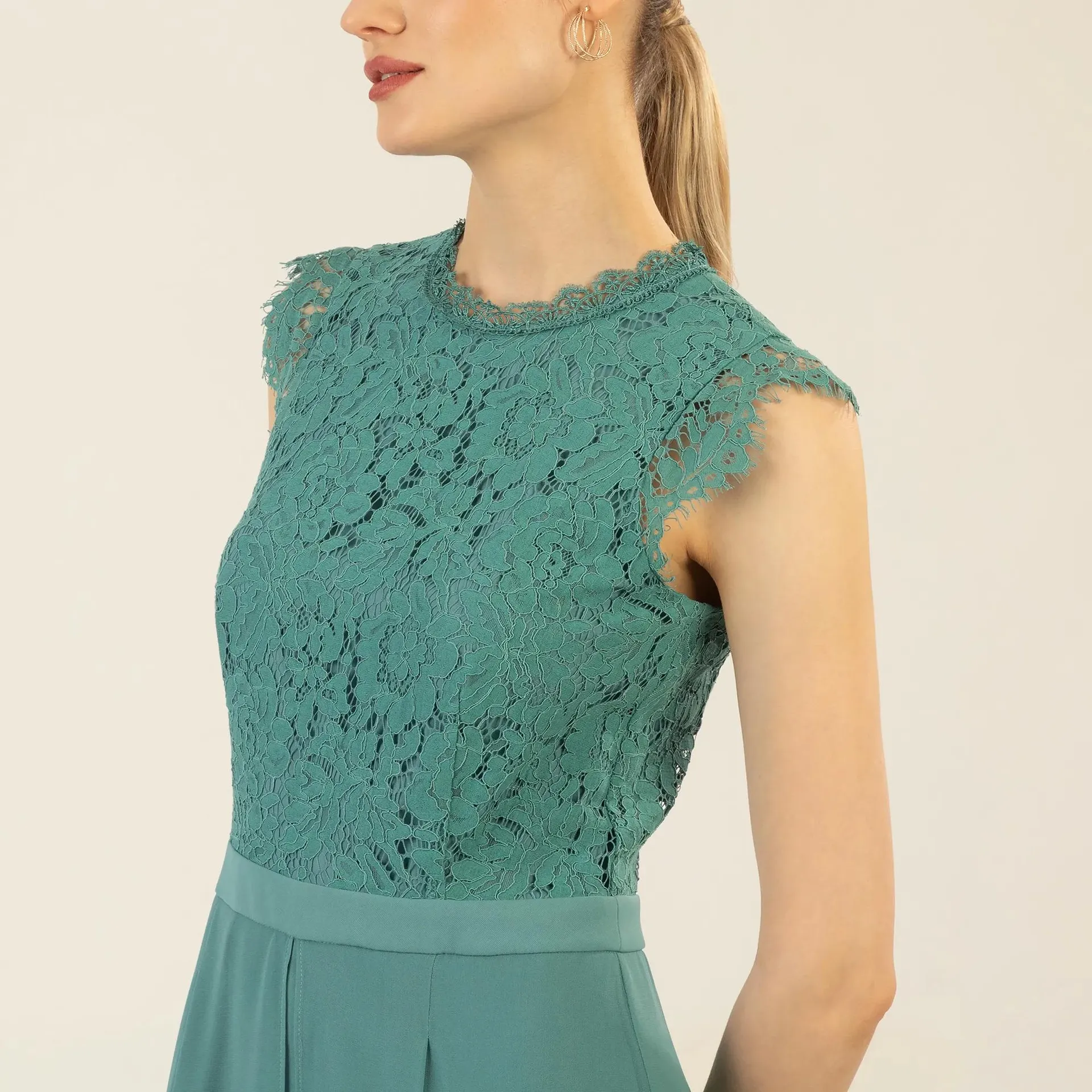 Apart - Overall mit Spitzenoberteil - Größe 36 - grün – Bild 3