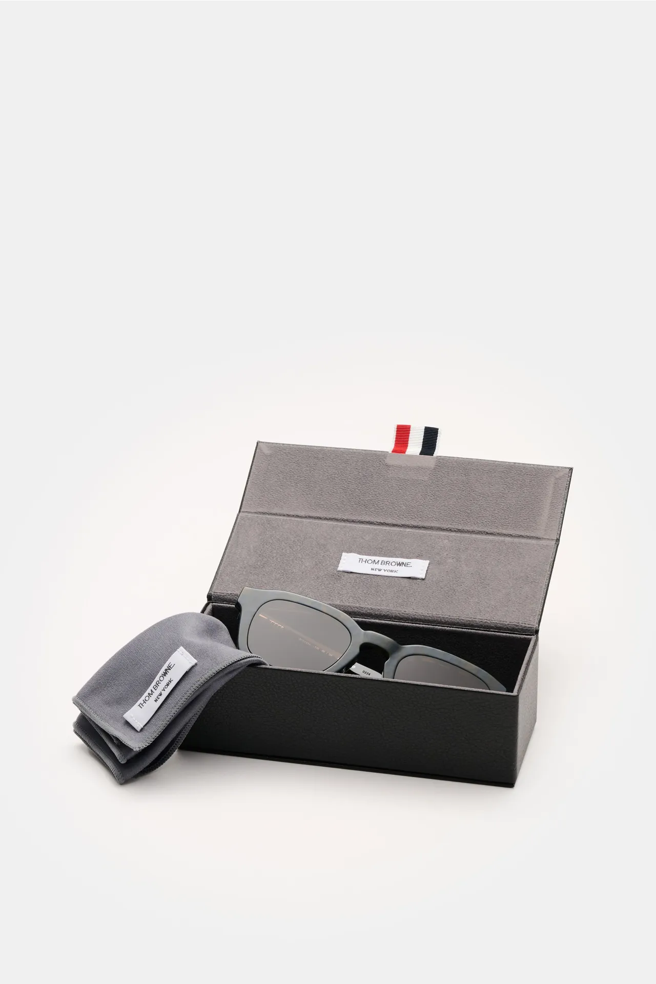 Thom Browne - Herren - Sonnenbrille dunkelblau gemustert – Bild 4