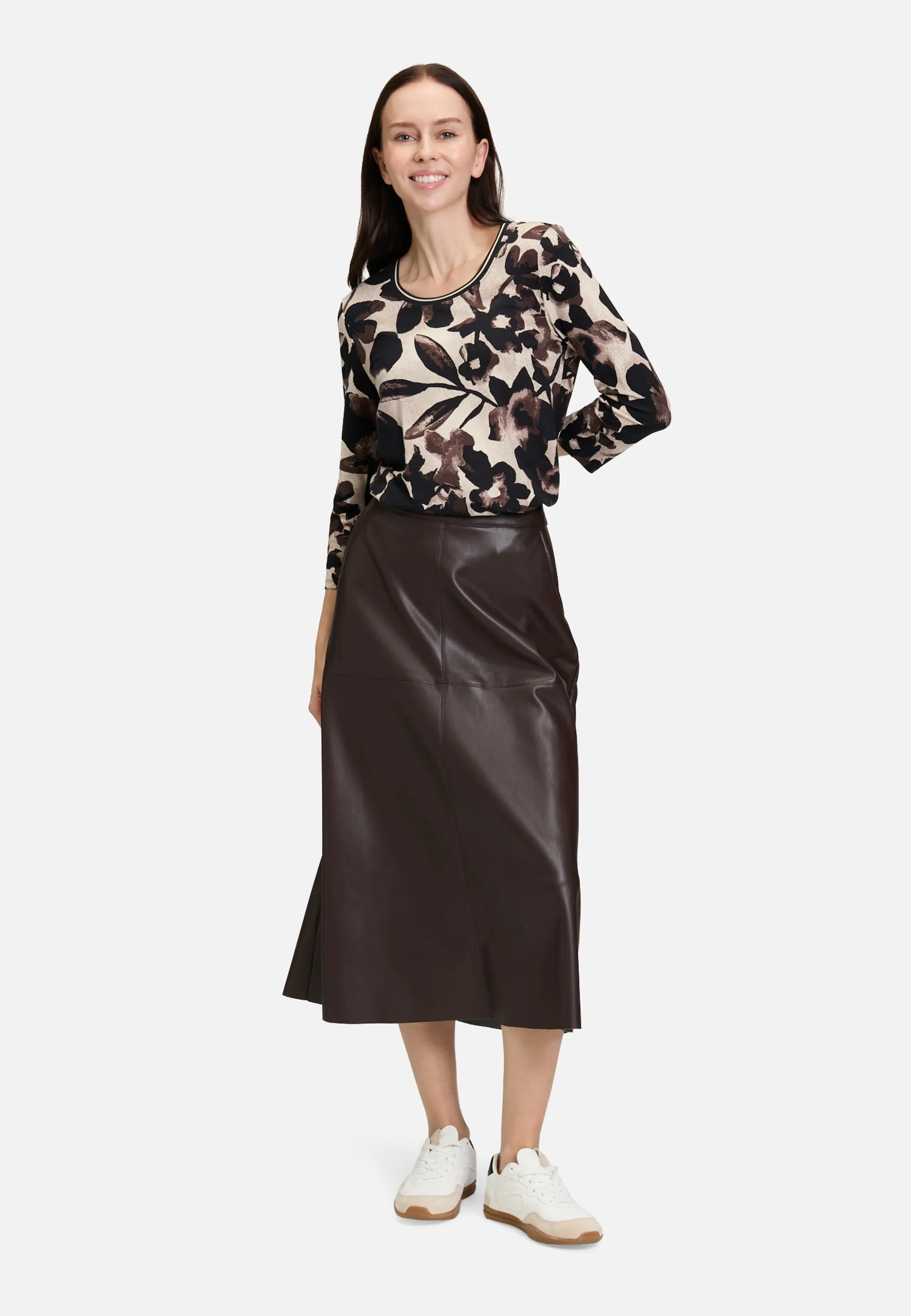 Basic Shirt mit Rundhalsausschnitt – Bild 2