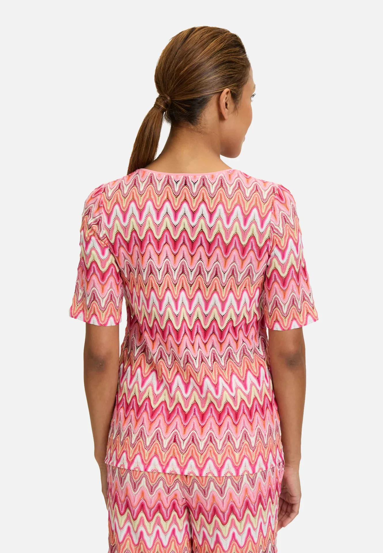 Spitzenshirt mit Rippbündchen Spitzenshirt mit Rippbündchen