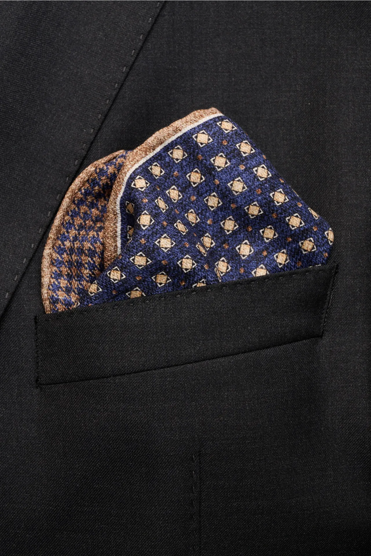 Rosi Collection - Herren - Einstecktuch 'Easy' dunkelblau/hellbraun/weiß gemustert – Bild 4