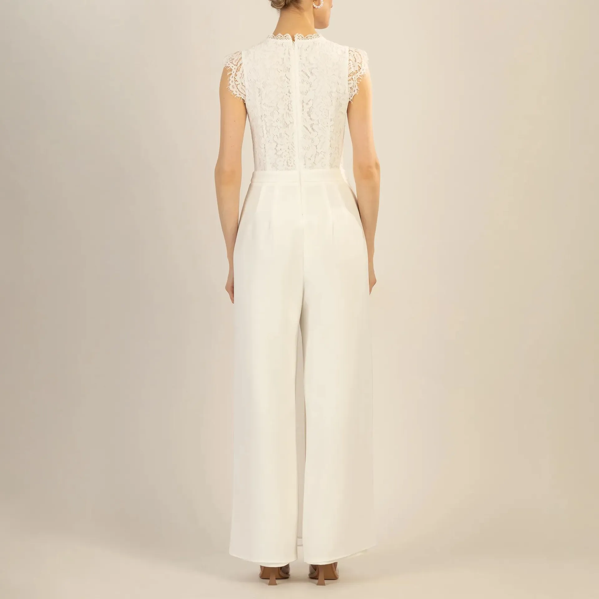 Apart - Overall mit Spitzenoberteil - Größe 46 - creme – Bild 2