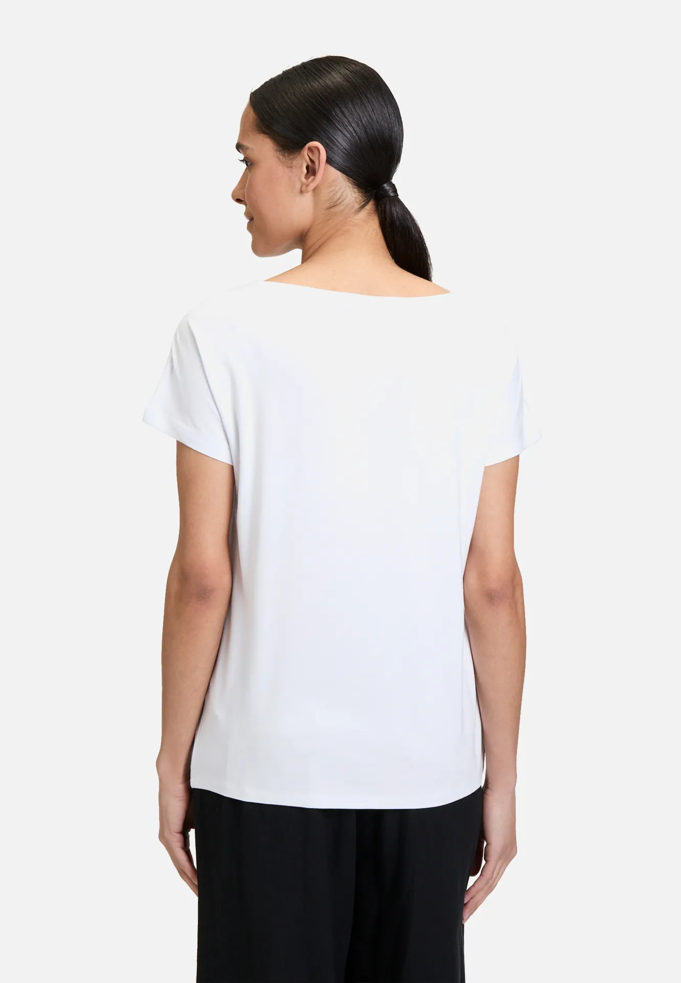 Basic Shirt mit U-Boot-Ausschnitt Basic Shirt mit U-Boot-Ausschnitt