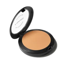 MAC Cosmetics Full Coverage Foundation MAC Cosmetics Full Coverage Foundation