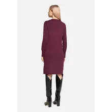 Strickkleid mit Schleifenknoten Strickkleid mit Schleifenknoten