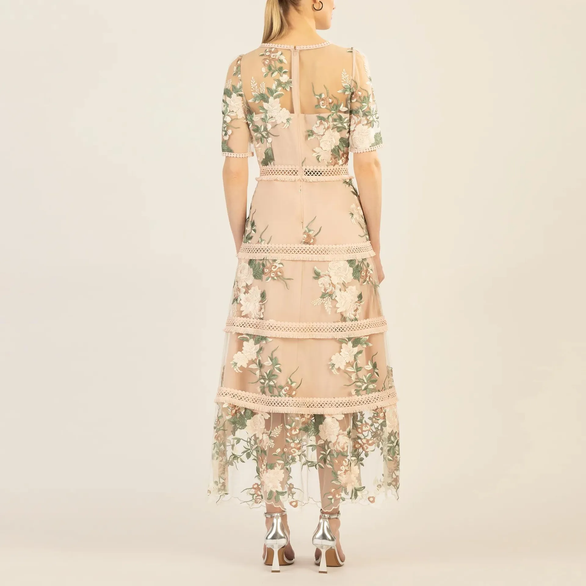 Apart - besticktes Midikleid - Größe 40 - bunt – Bild 2