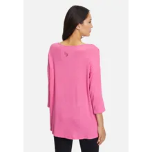 Feinstrickpullover mit überschnittenen Ärmeln Feinstrickpullover mit überschnittenen Ärmeln