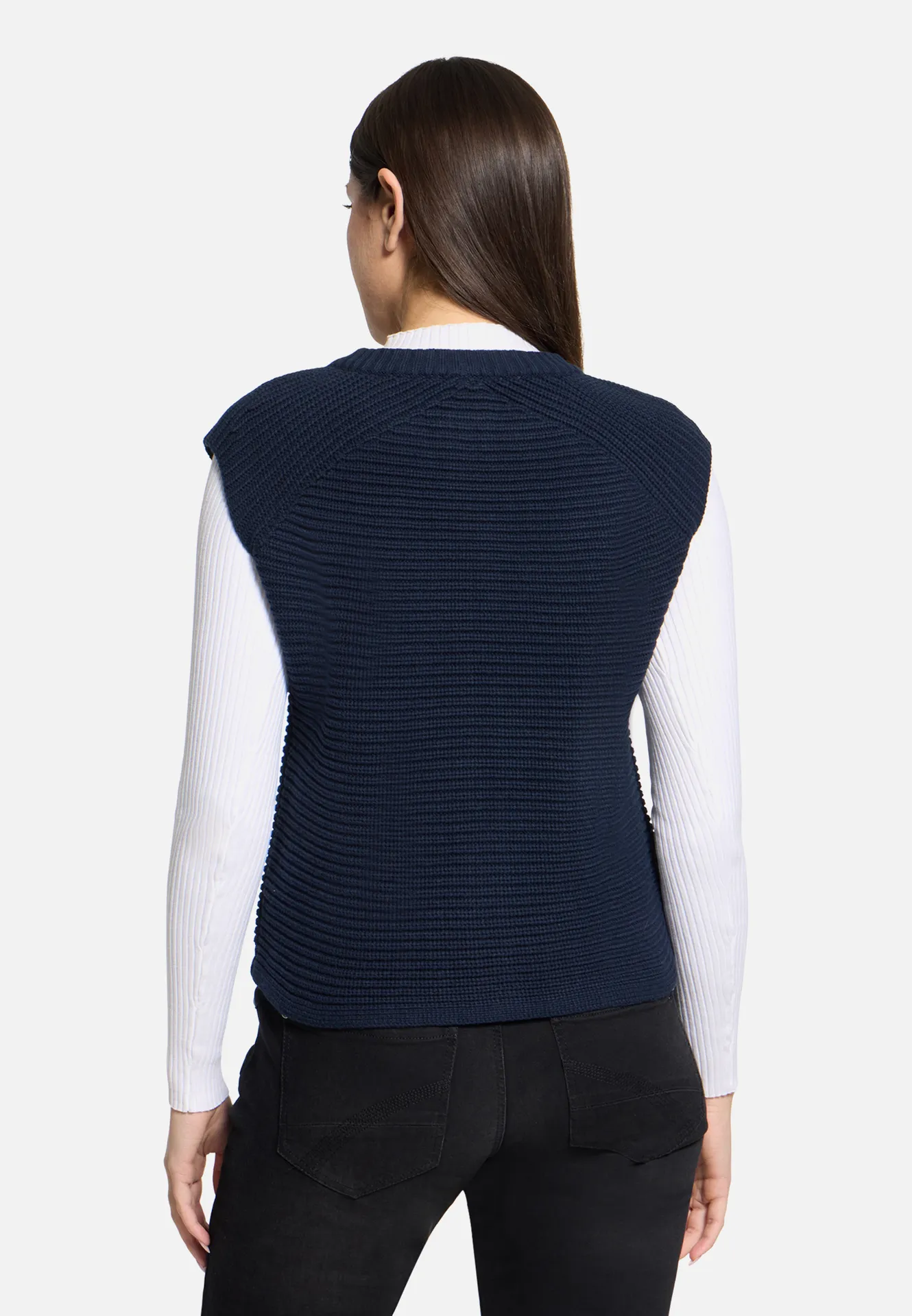 Grobstrickjacke ohne Arm Grobstrickjacke ohne Arm