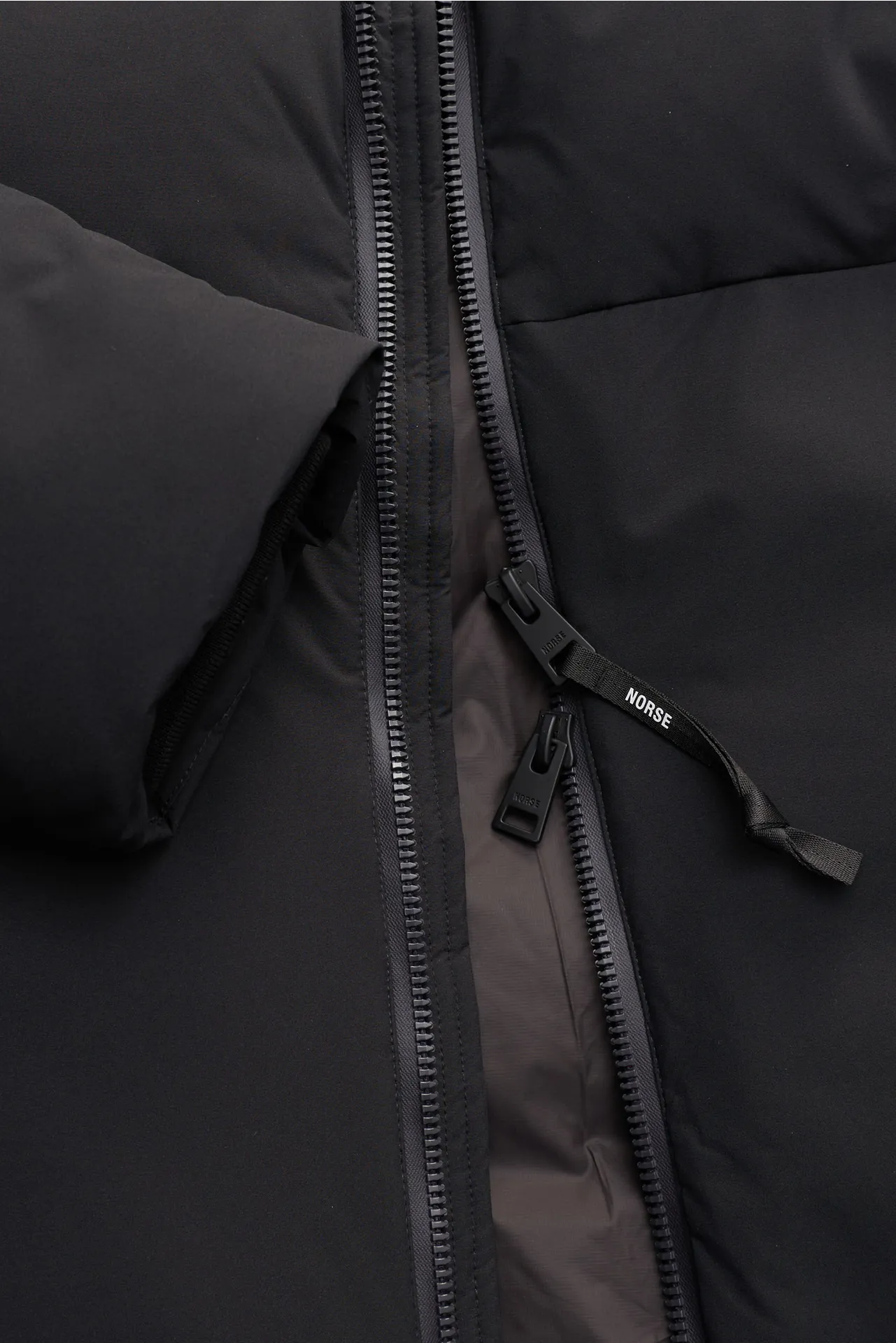 Norse Projects - Herren - Daunenjacke 'Asger' schwarz – Bild 4