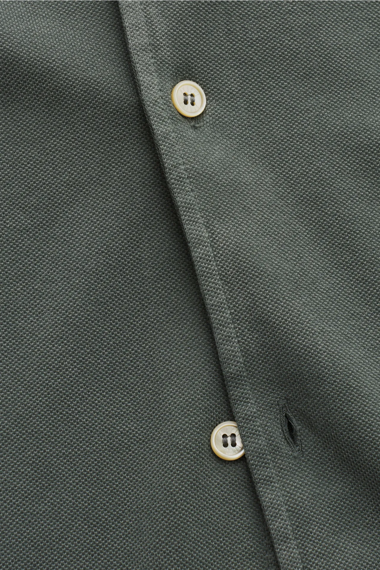 Fedeli - Herren - Piqué-Hemd 'Steve' schmaler Kragen graugrün – Bild 4